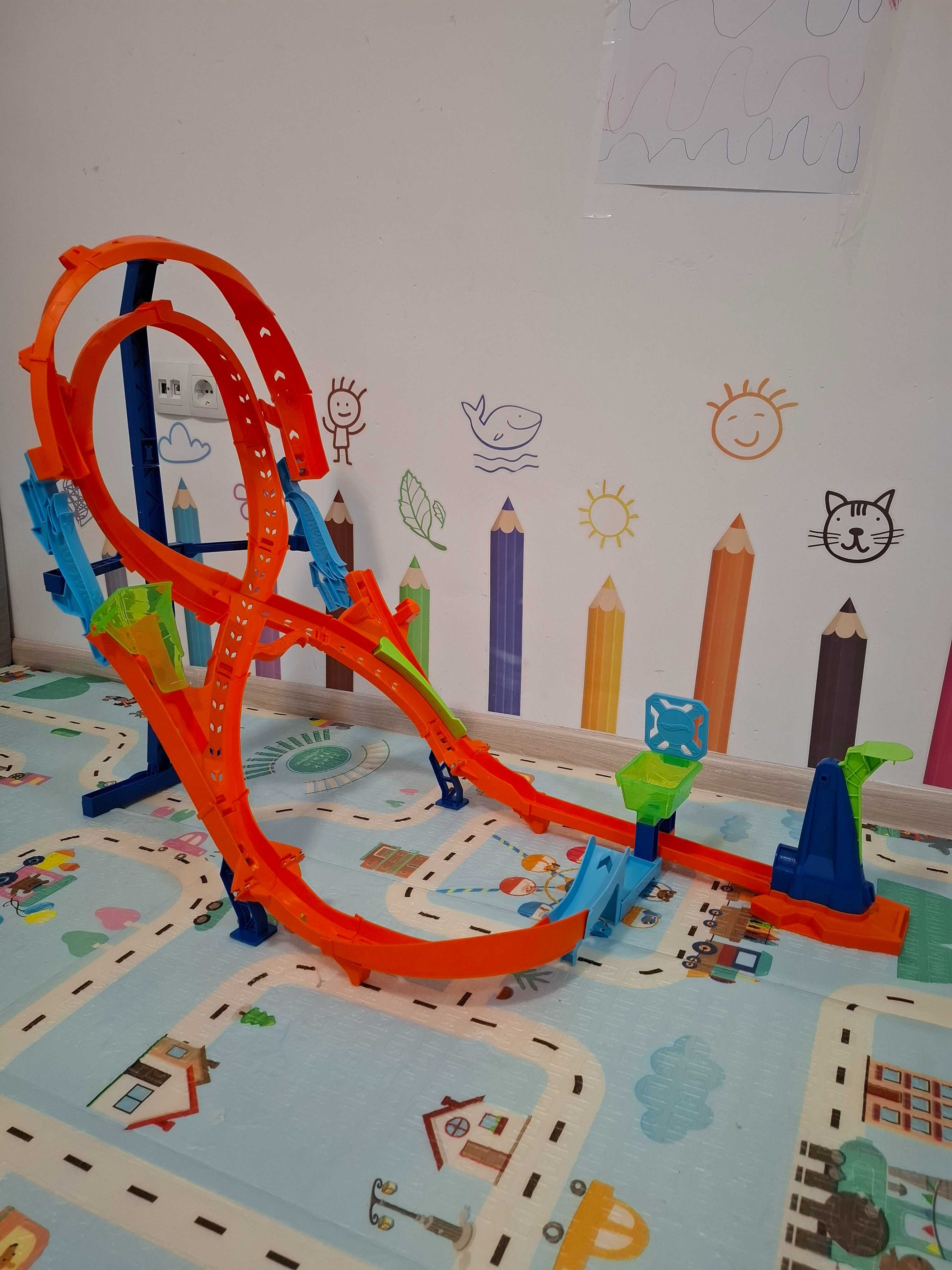 Hot Wheels писта