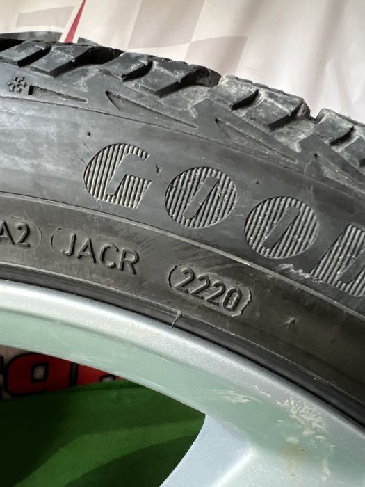 Bmw Seria 7 G11 G12 Roti Iarna 19 inch GoodYear 245/45/R19