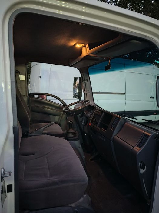 Срочно Сотилади 
ISUZU  FURGON 2008 йил 
Пробег 186 000км
Холати яхш