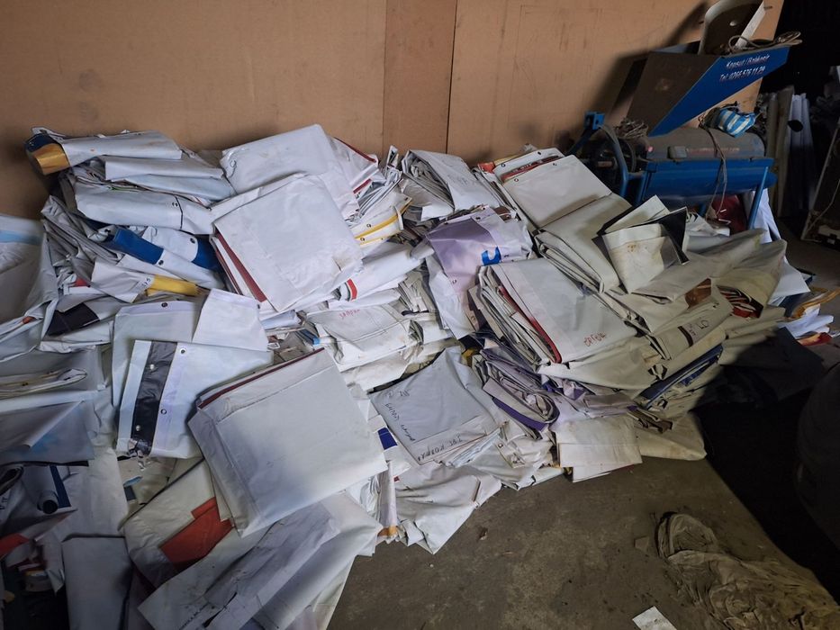 Винили от свалени билборди