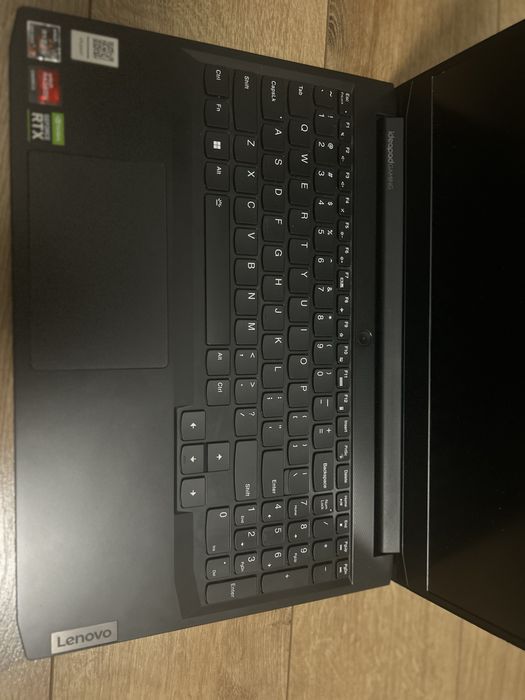 vand laptop lenovo ideaped3