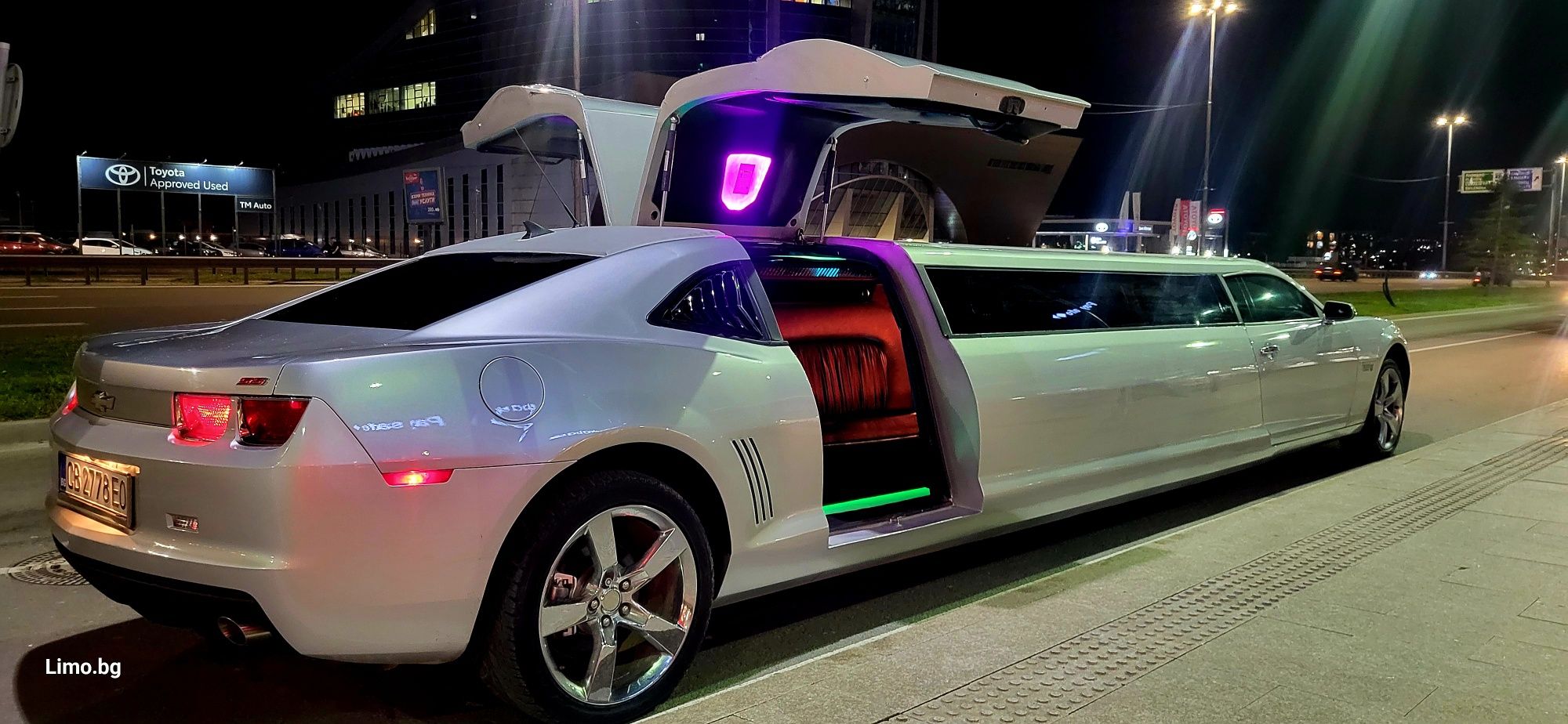 Лимузина под наем Chevrolet Camaro Superstretch