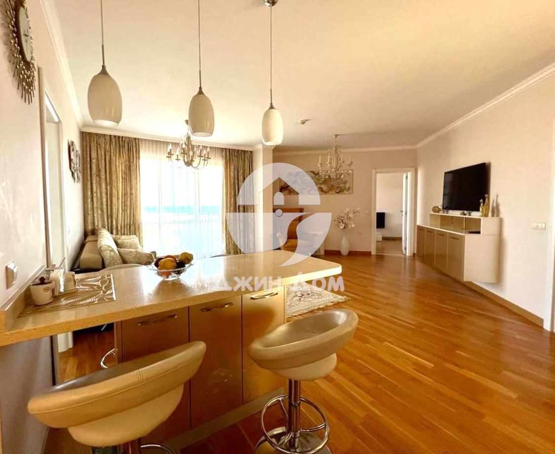 Продава се Тристаен апартамент в Свети Влас - 118 кв.м за 2704 €/кв.м - Снимка #4