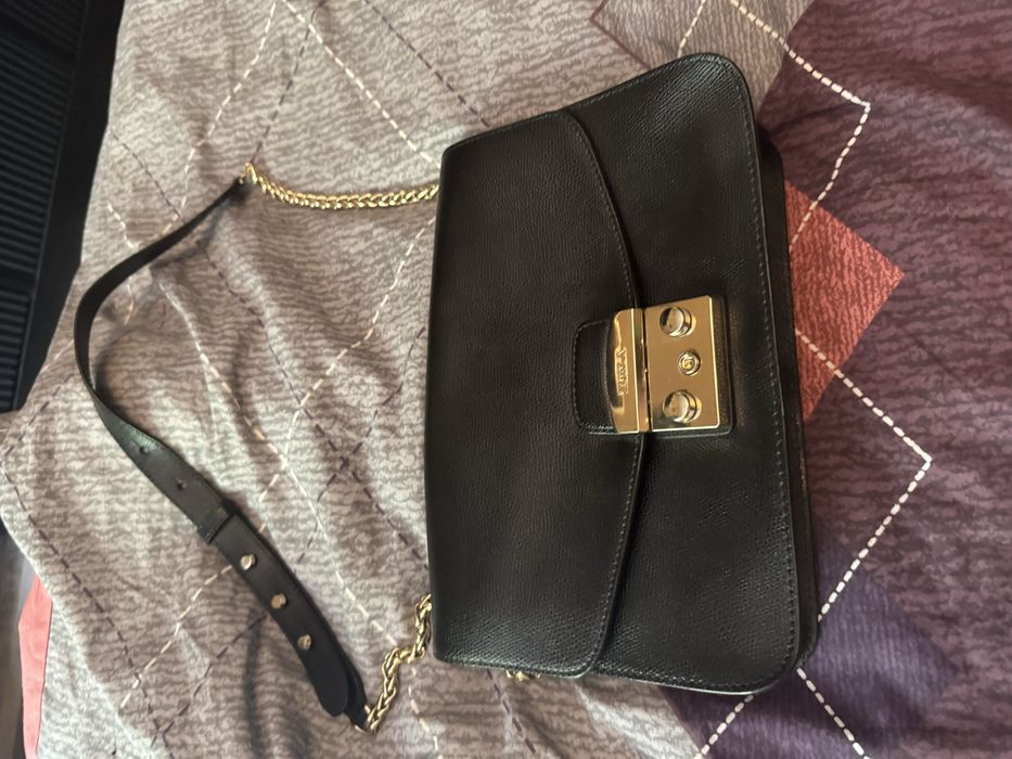 Кожена чанта Furla
