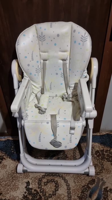 Детско столче,столчето е запазено гледано със любов