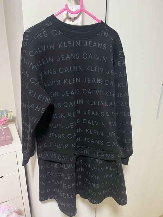 Calvin Klein, Guess