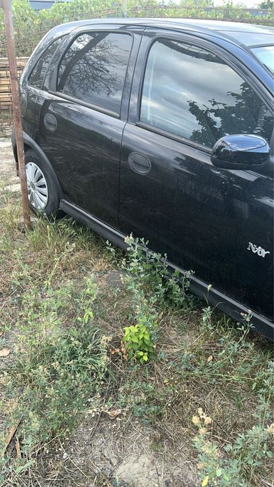Opel corsa avariat 1.2 benzina