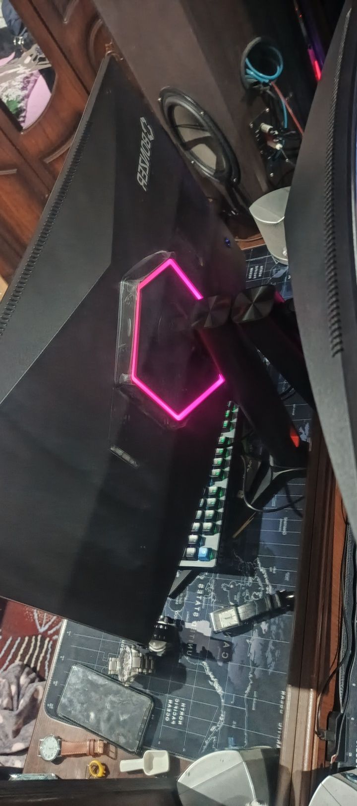 Igravoy monitor bonzer