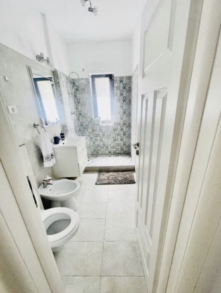 Apartament mamaia nord 2 camere+parcare subterana