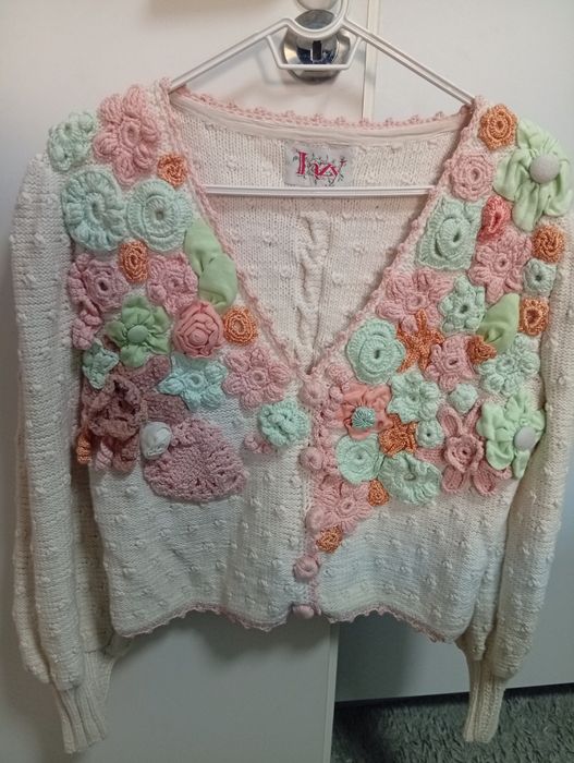 Cardigan croșetat manual mărimea M