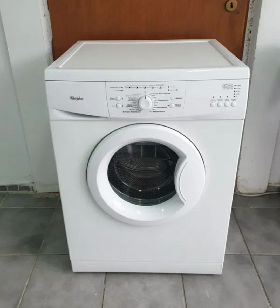 Masina de spălat rufe Whirlpool,  awo 5008 A+A.