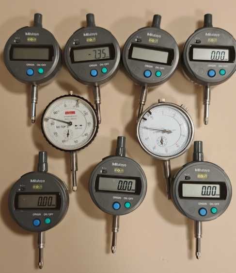 Ceas comparator analogic/digital