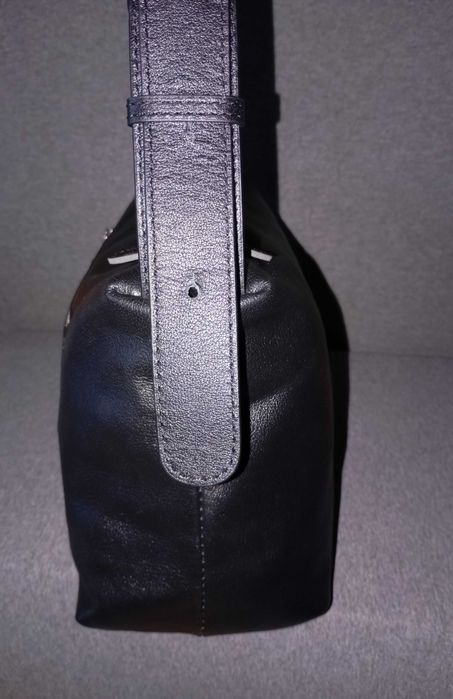 Чанта дамска. Естествена кожа. Черен.