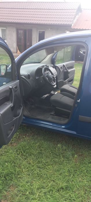 Dezmembrez Mercedes citan