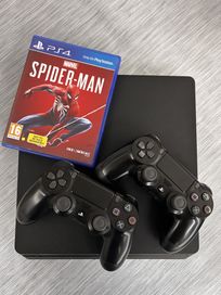 Playstation 4 - 1TB с 2 джойстика и игра