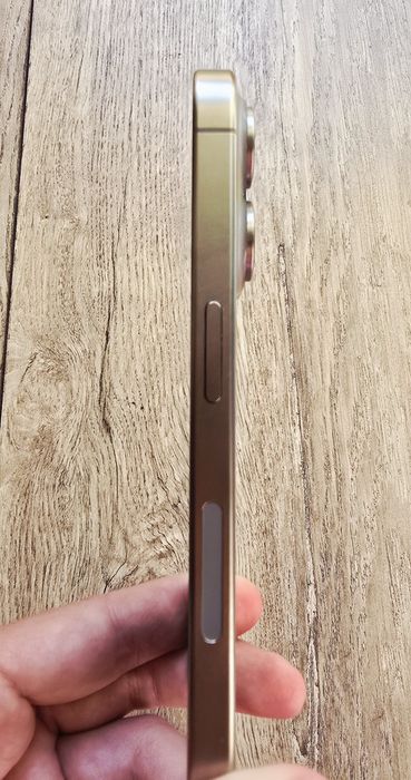 iPhone 15 Pro 128GB white