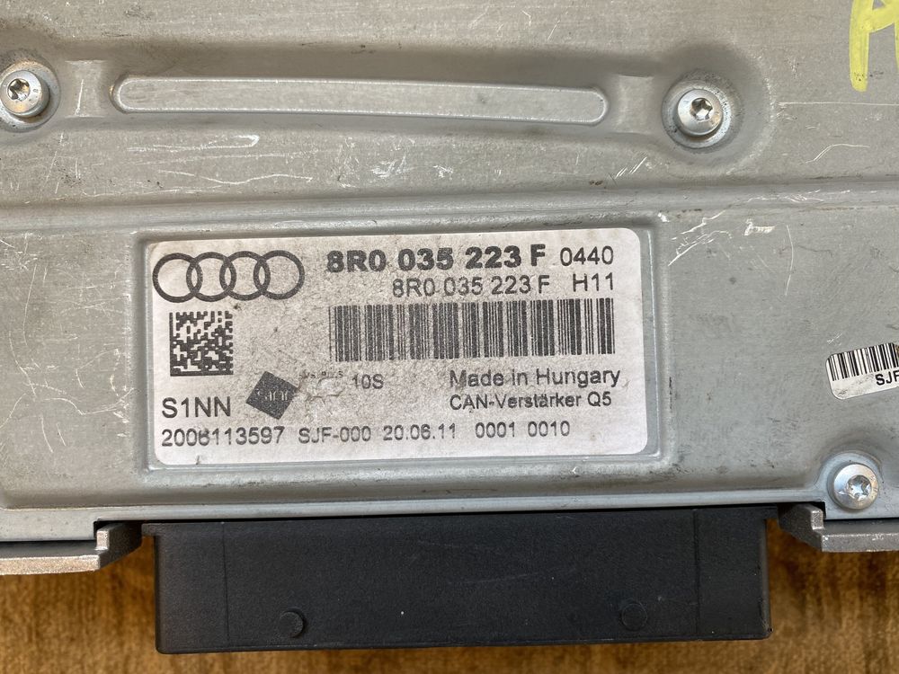 Statie / Amplificator Audi A4 A5 Q5 : 8T0035223AH / 8R0035223F