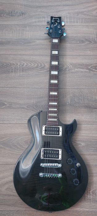 Chitara Ibanez cu husa