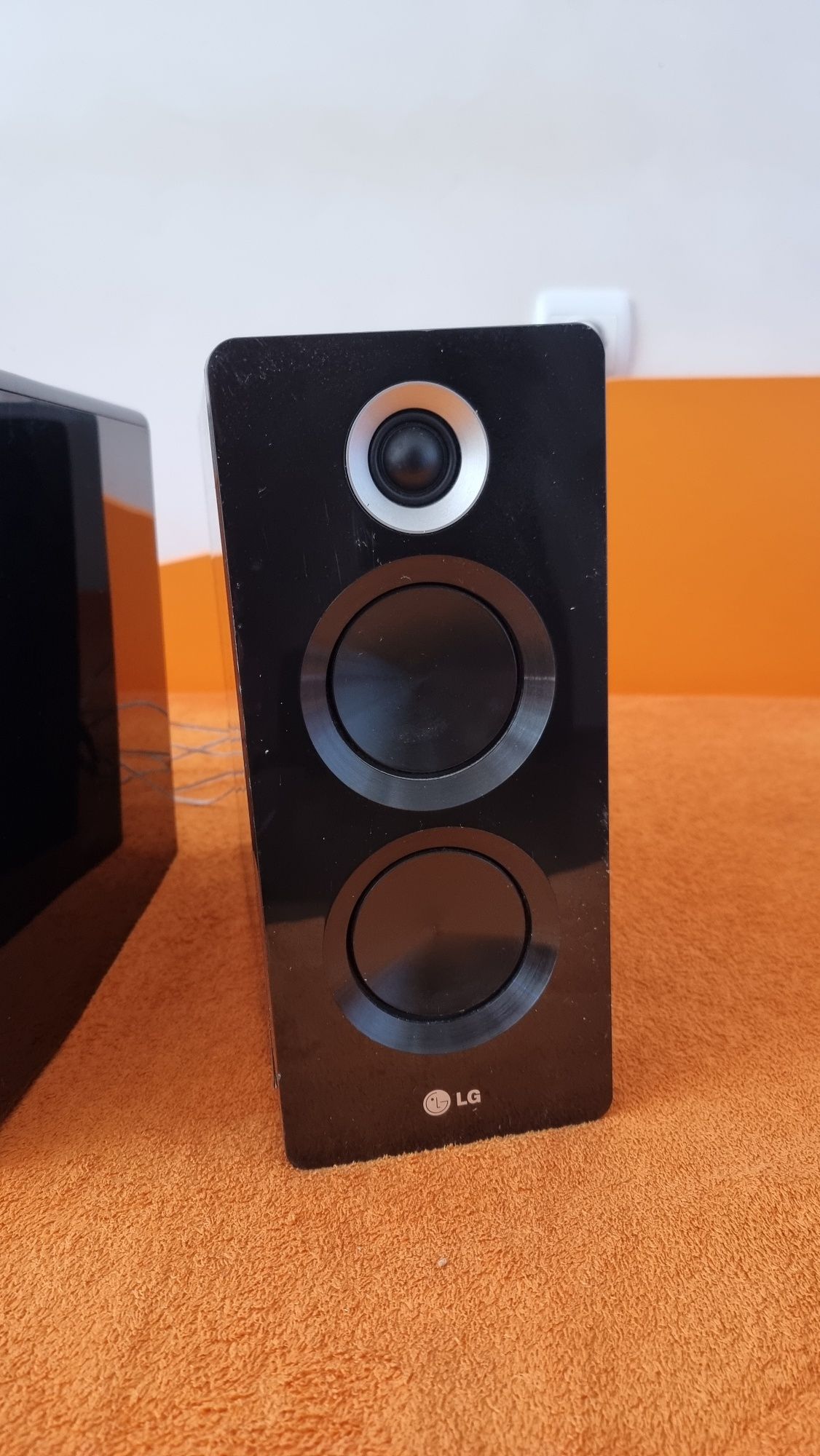 Минисистема LG FA 166