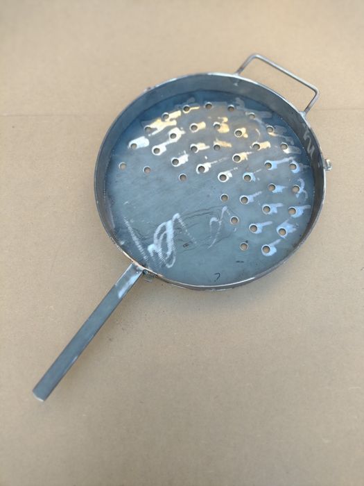 Combină pentru gătit afară. Disc, ceaun, grill, tigaie-smoker