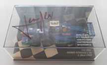 1/43 Red Bull Sauber Petronas C18 – Jean Alesi(1999) с автограф