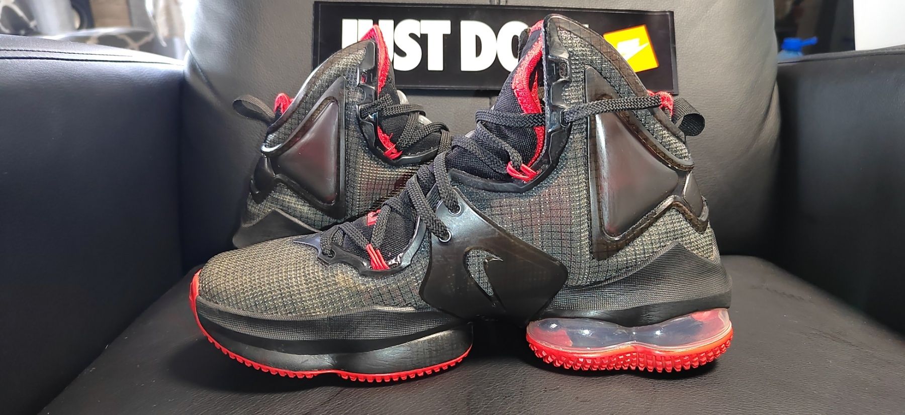 Nike Lebron XIX, номер 39