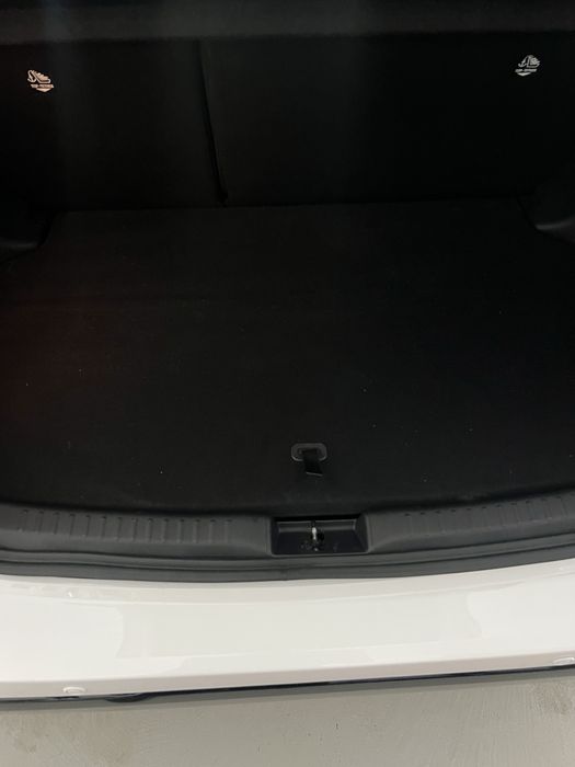 Toyota Yaris допълнителна кора за багажник