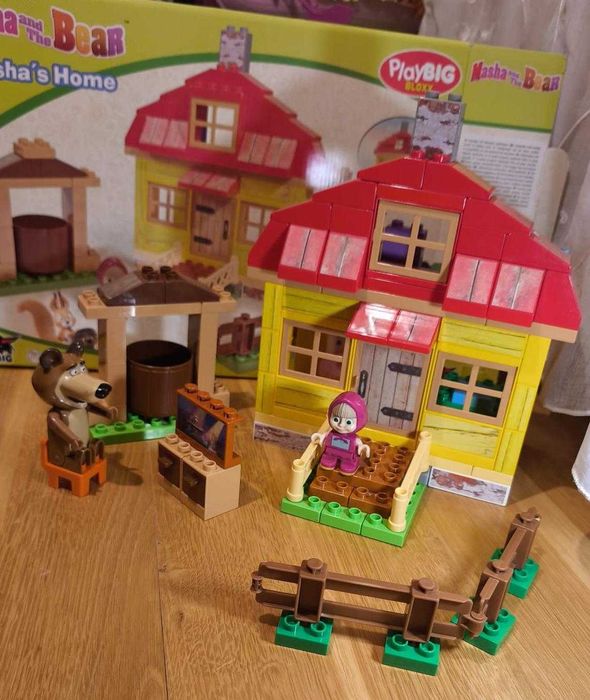 DUPLO - PLAYBIG BLOXX - Casa lui Masha si Ursul