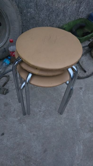 Продам стулья  3шт за 5000т