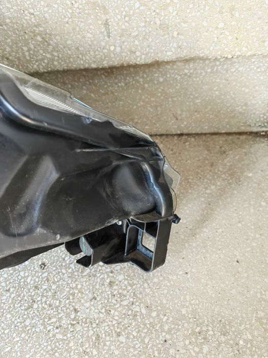 Фар Mazda 2 LED ляв / Фар Мазда 2 LED Оригинален