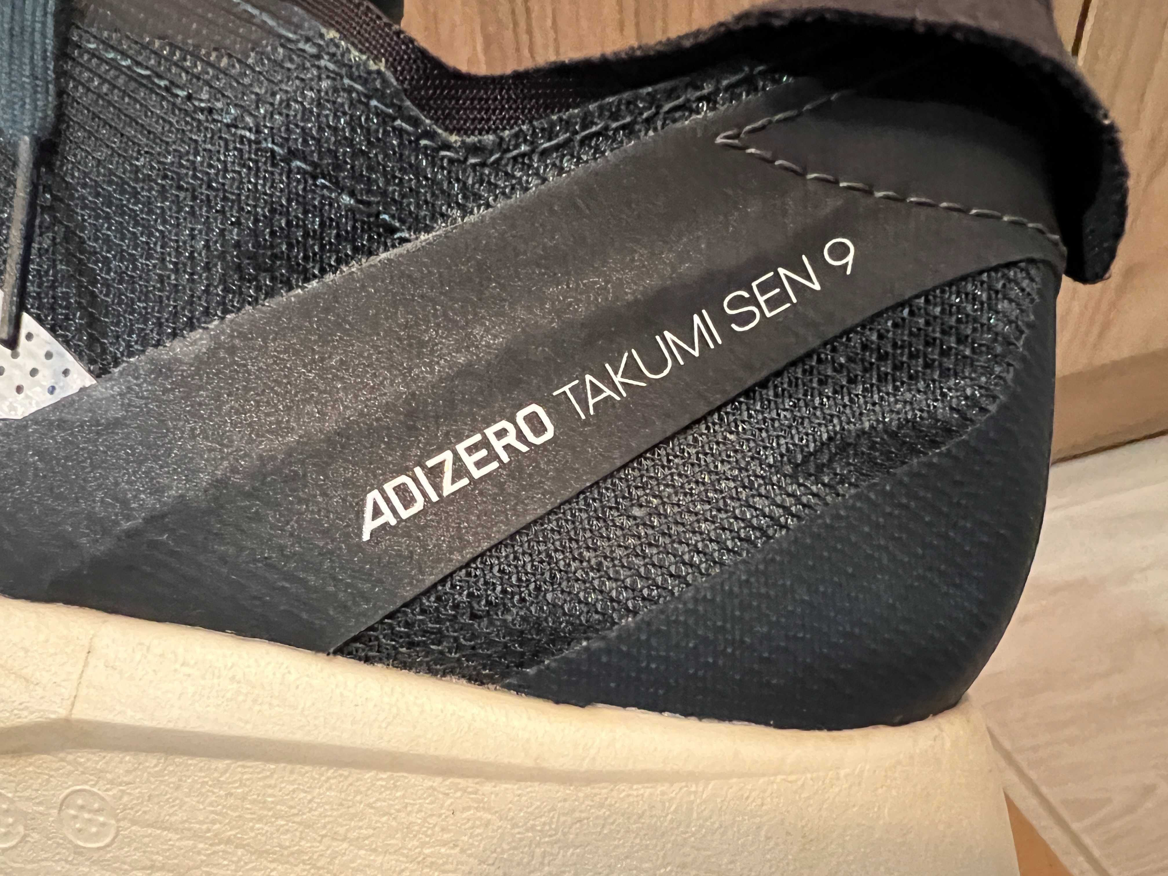 adidas ADIZERO takumi sen 9 маратонки за бягане номер 48