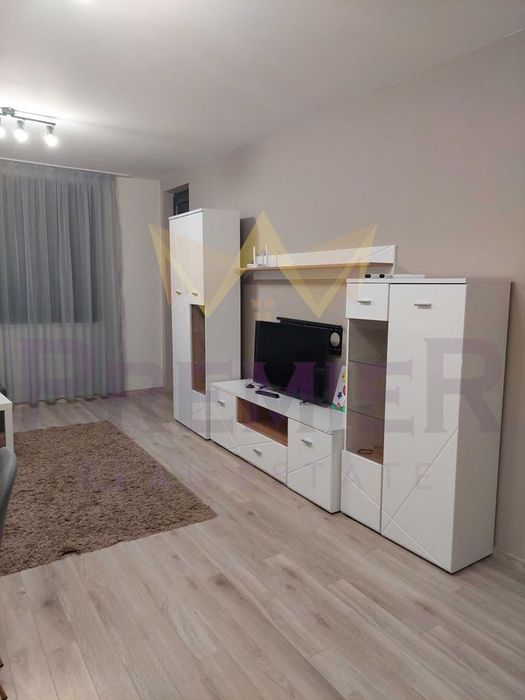 Дава се под наем Тристаен апартамент в Варна, Младост 1 - 87 кв.м за 700 € - Снимка #2