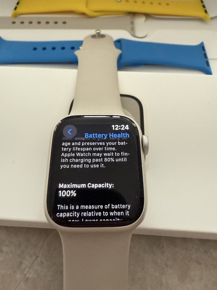 Apple Watch Series 8 Starlight 41mm 100% Battery Health