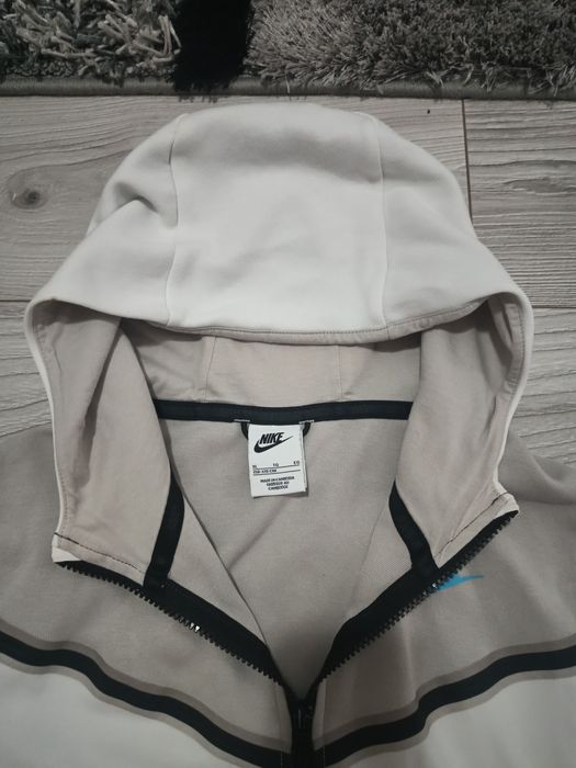 Hanorac Nike tech fleece