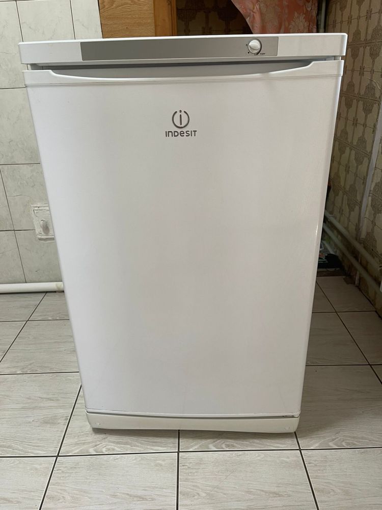 продам морозильную камеру