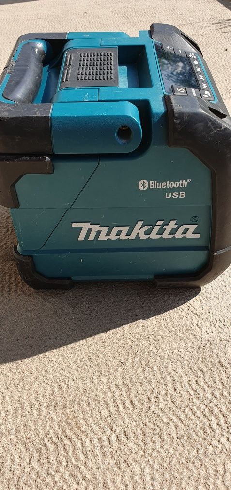 Boxa Makita DMR 202 cu bluetooth