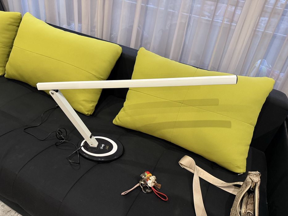 Настолна лампа за маникюр или друга дейност