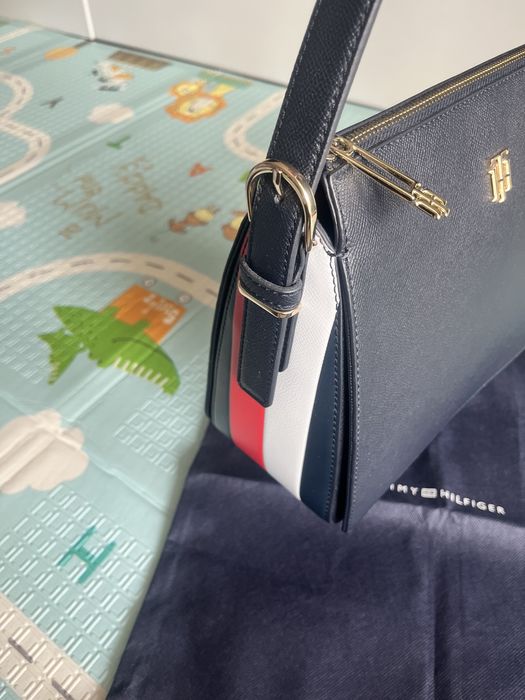 Чанта Tommy Hilfiger
