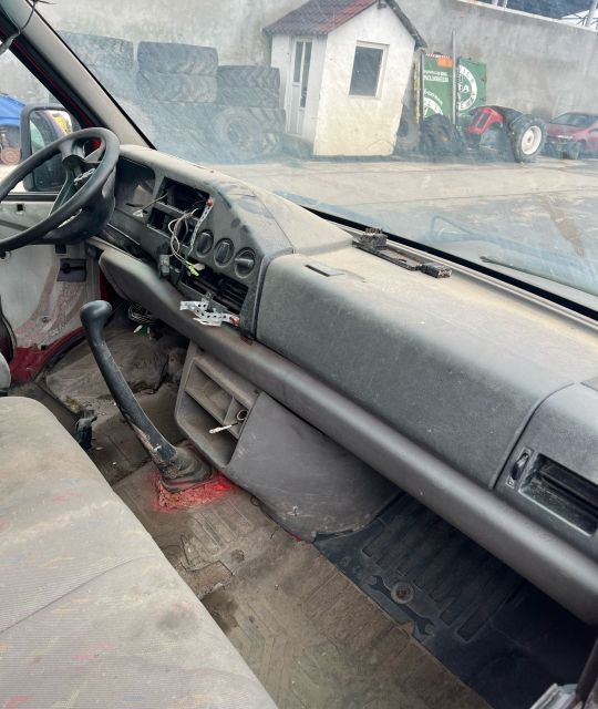 Dezmembrez Volkswagen VW LT35 generatia 2 [1996 - 2006] Autoutilitara