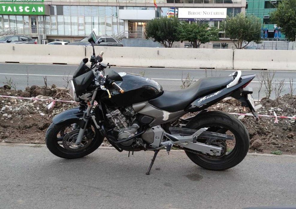 Vand urgent Honda Hornet 2004 (PC36)