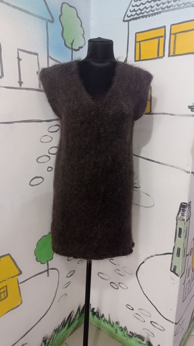 Продам жилет пуховый