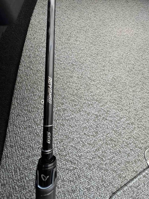 Продавам Savage Gear Vertical 160/131 + Shimano Metanium DC 71HG