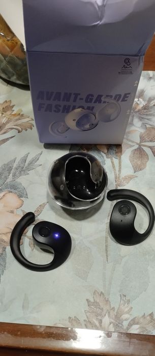 Наушники новые..