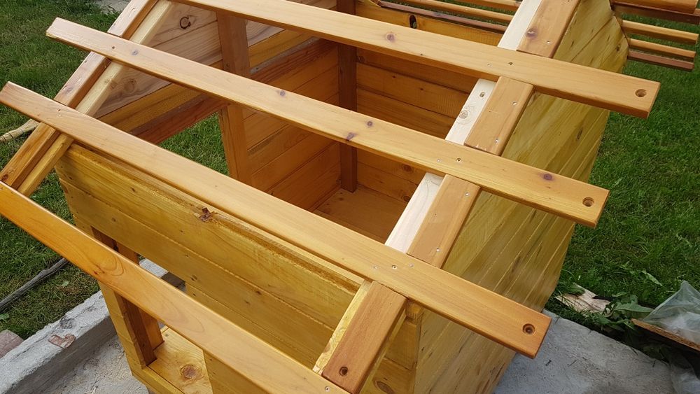 Vand cusca talie medie/mare din lemn masiv