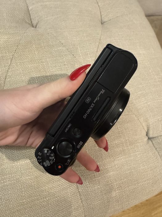 Canon SX740HS черен