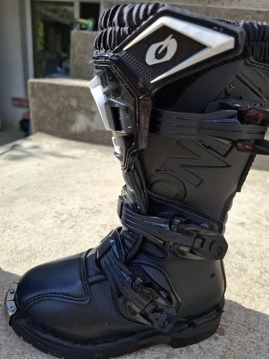 Детски кросови ботуши O'NEIL 
Размер 31
Слагани са няколко пъти,нормал