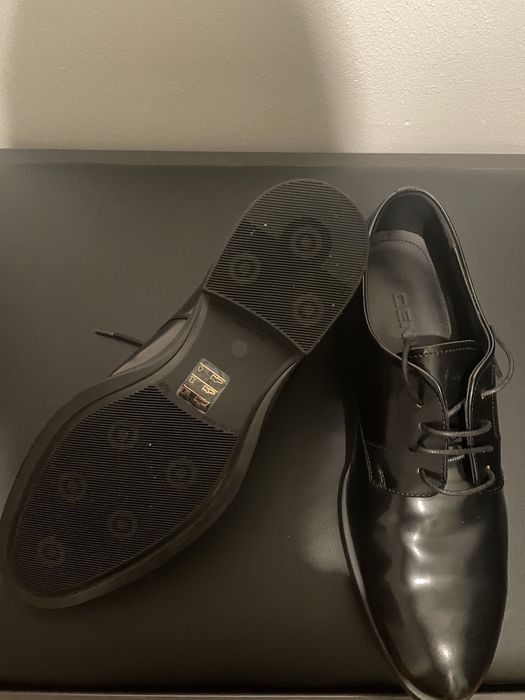 Pantofi eleganti piele lacuita barbati