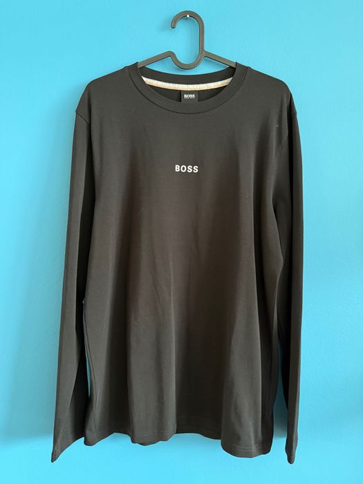 Нова автентична черна мъжка тениска с дълъг ръкав Boss размер M