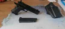 Vand pistol airsoft Army Armament R604