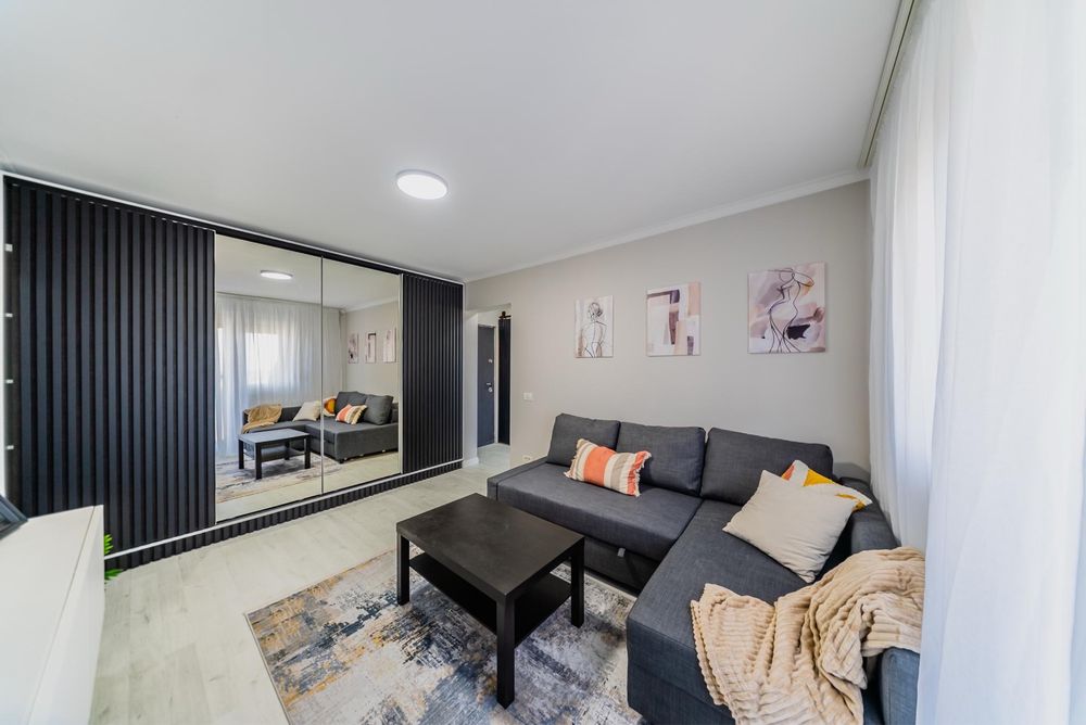 Apartament renovat modern